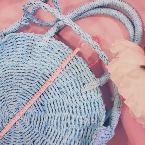 Baby Blue Circular Woven Bag - Picture 6 of 7